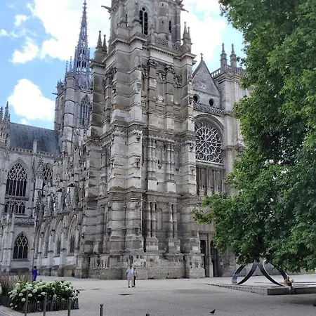 Le Bloom - Lumiere & Douceur - Gare & Centre-ville Évreux